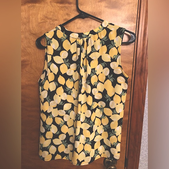 Nine West sleeveless blouse - Picture 3 of 3